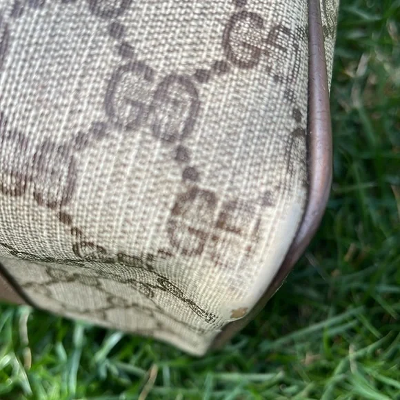 Gucci Beige and Brown Handbag with Red and Green Stripe - Picture 10 of 10